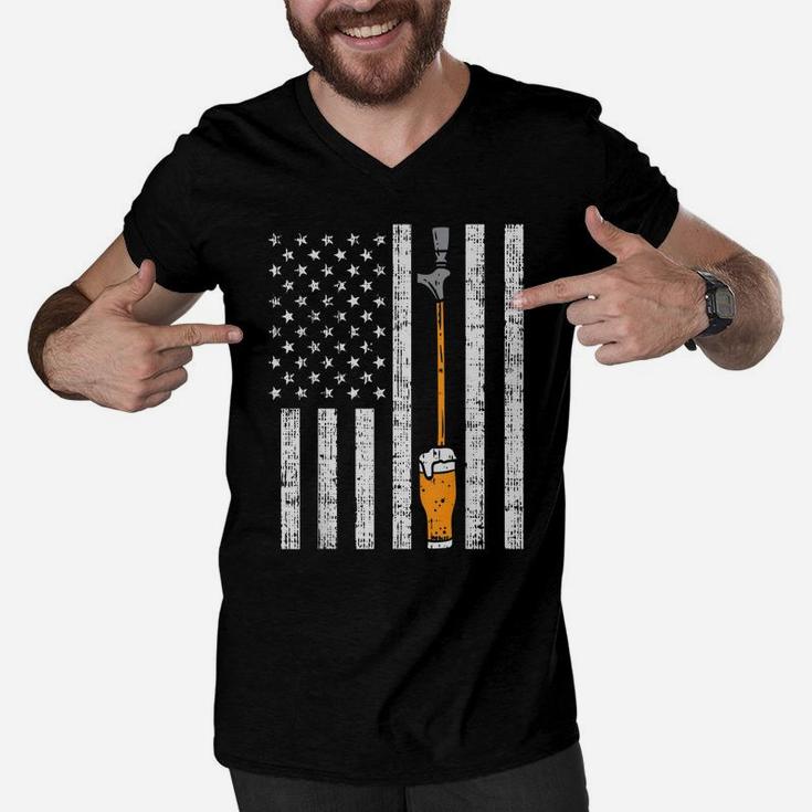 Tap Beer Us Flag Fun Draft Draught Fathers Day Men Dad Gift Men V-Neck Tshirt