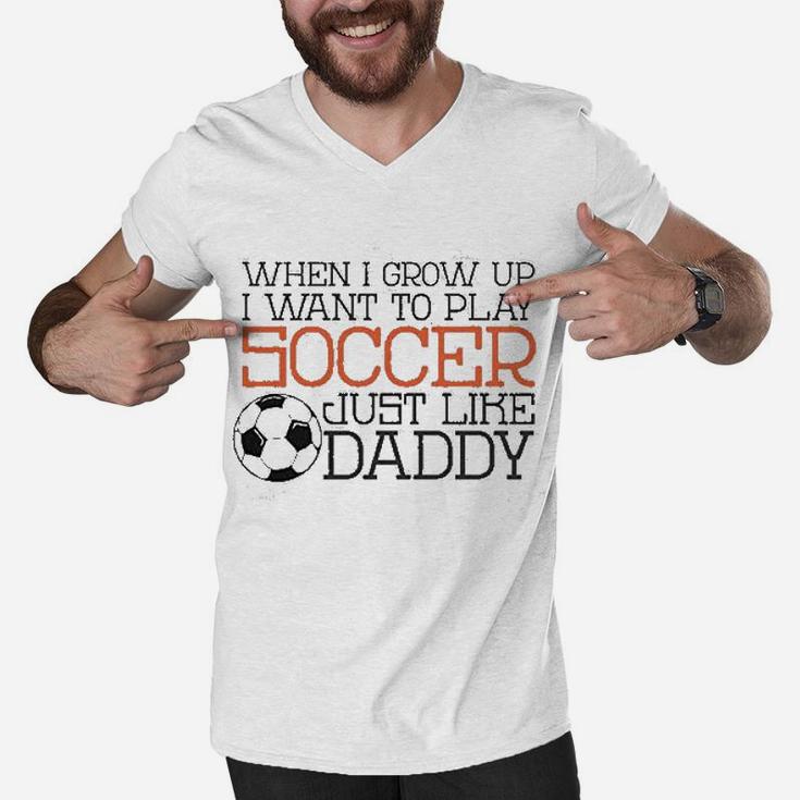 Baffle Cute Soccer Play Soccer Like Daddy Men V-Neck Tshirt