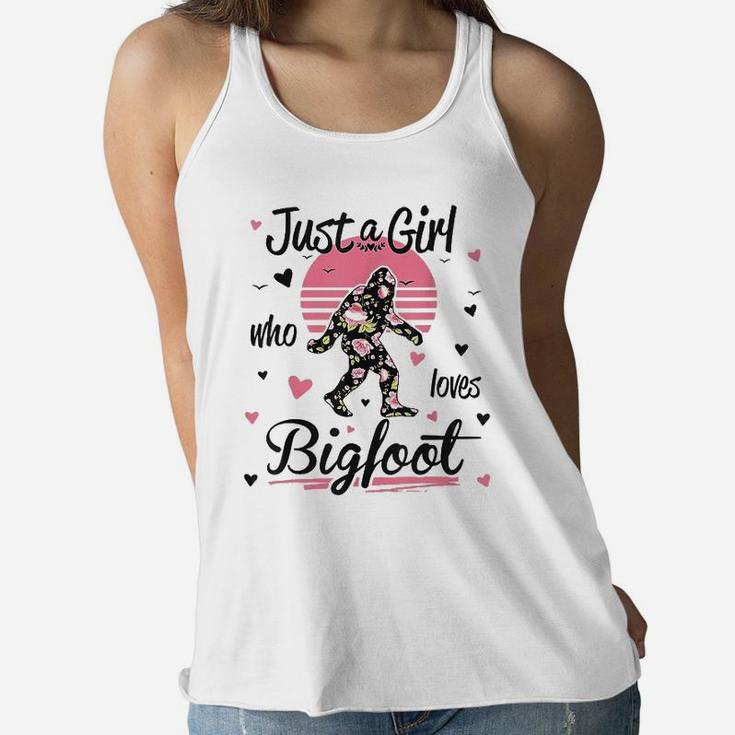 Just A Girl Who Loves Bigfoot Women Flowy Tank