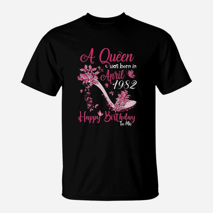 A Queen Was Born In April 1982 39Th Birthday T-Shirt
