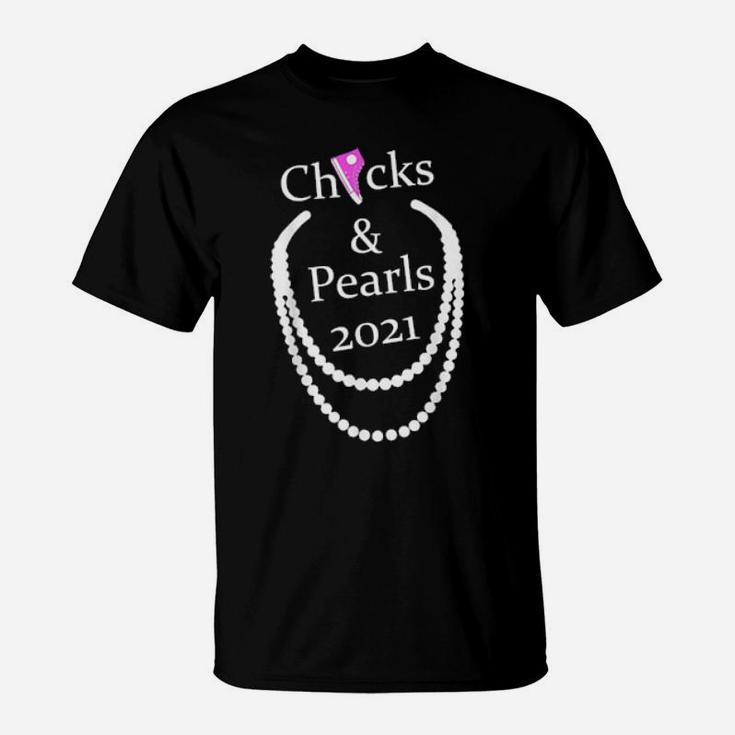 Chucks And Pearls Teacher Vintage Valentine Apparel T-Shirt