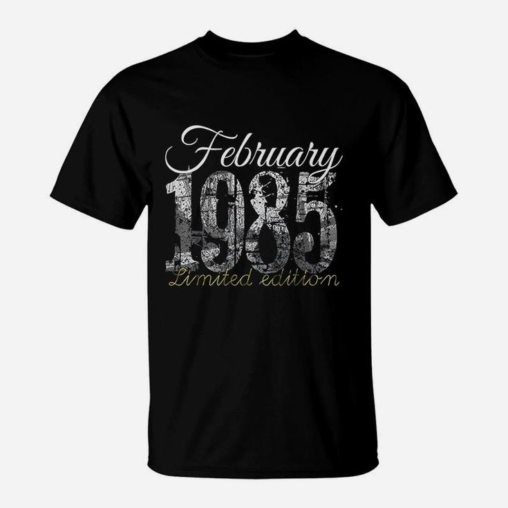 February 1985 35 Year Old 1985 35Th Birthday Gift T-Shirt