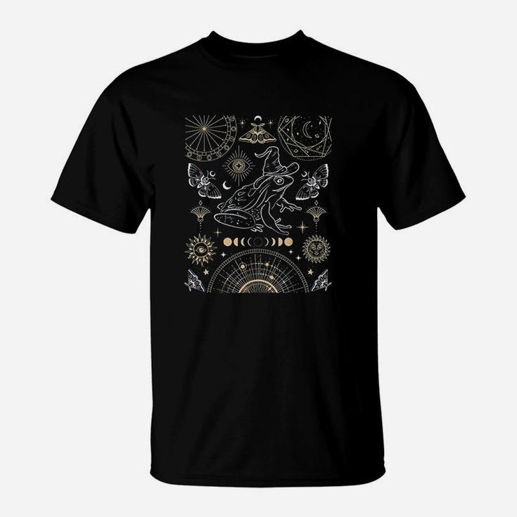 Frog Wizard Hat Moon Dark Academia Aesthetic Cottagecore T-Shirt