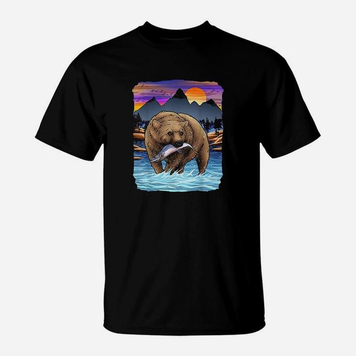 Grizzly Bear Catching Salmon Alaska  Fishing Nature Lover T-Shirt