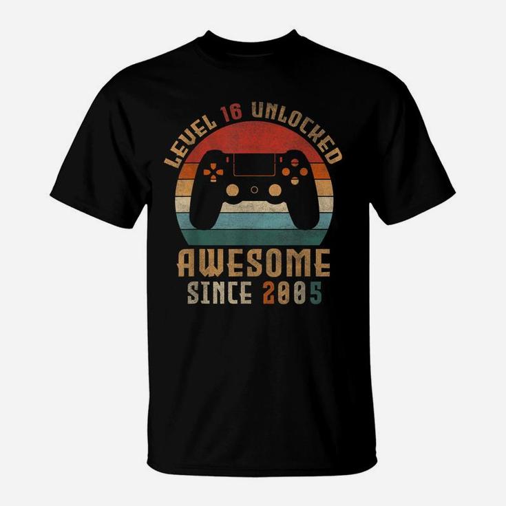 Level 16 Unlocked Birthday Gamer 16Th Bday Gift Boys Teens T-Shirt