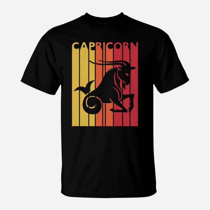 Retro Capricorn Zodiac Sign December January Birthday Gift T-Shirt