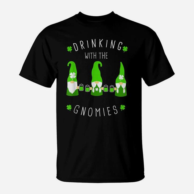 St Patricks Day Gnome And Green Beer Design Irish Parties T-Shirt