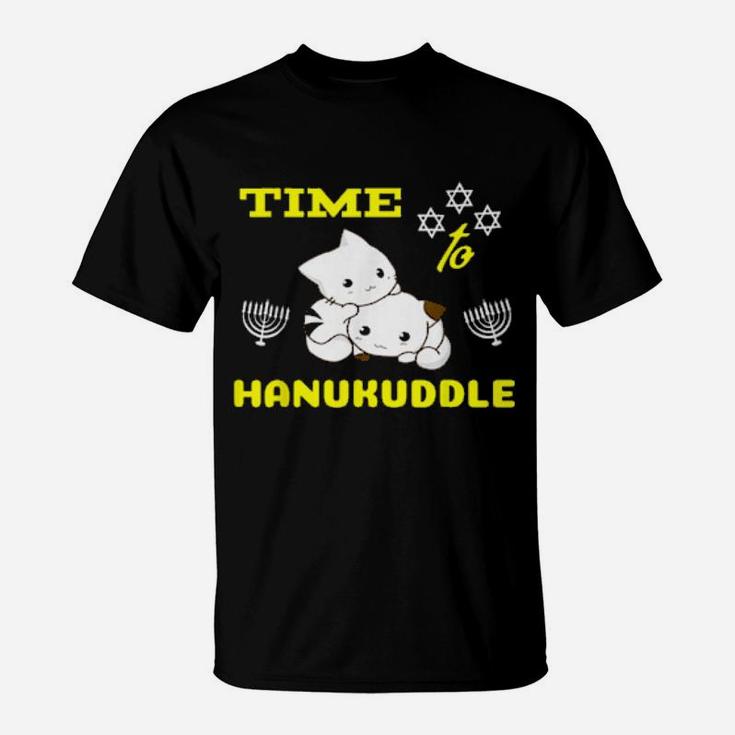 Time To Hanukuddle Hanukkah Cats Cuddling Cat T-Shirt