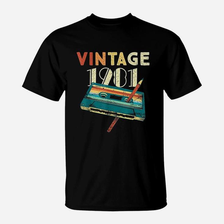 Vintage 1981 Music Cassette 40Th Birthday Gifts 40 Years Old T-Shirt
