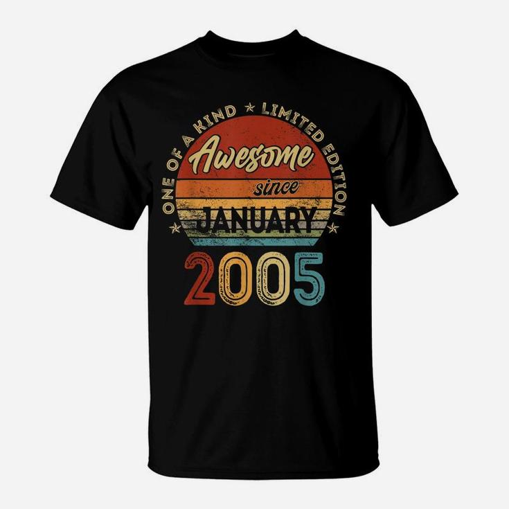 Vintage January 2005 Retro 17 Year Old 17Th Birthday Gift T-Shirt