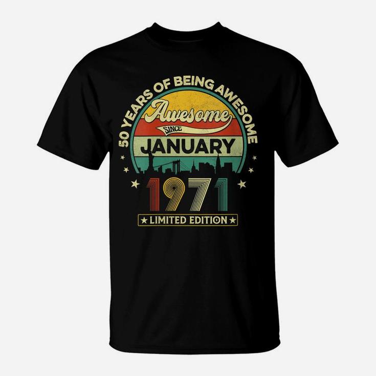 Womens Vintage January 1971 Retro 50Th Birthday 50 Years Old Gift T-Shirt