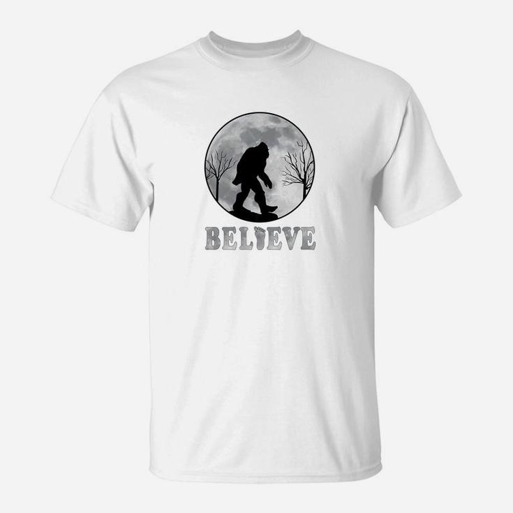 Bigfoot Full Moon Sasquatch Believe Bigfoot T-Shirt
