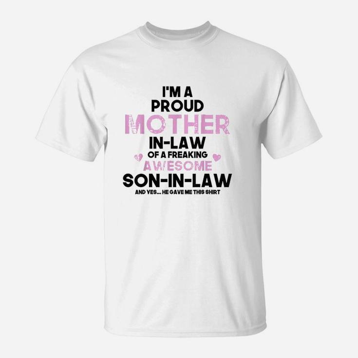 Proud Mum Gift Mothers Day Awesome T-Shirt