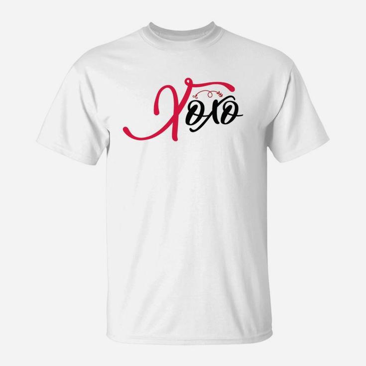 Xoxo Simple Gift Happy Valentines Day T-Shirt